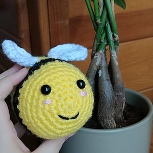 Crochet Bee